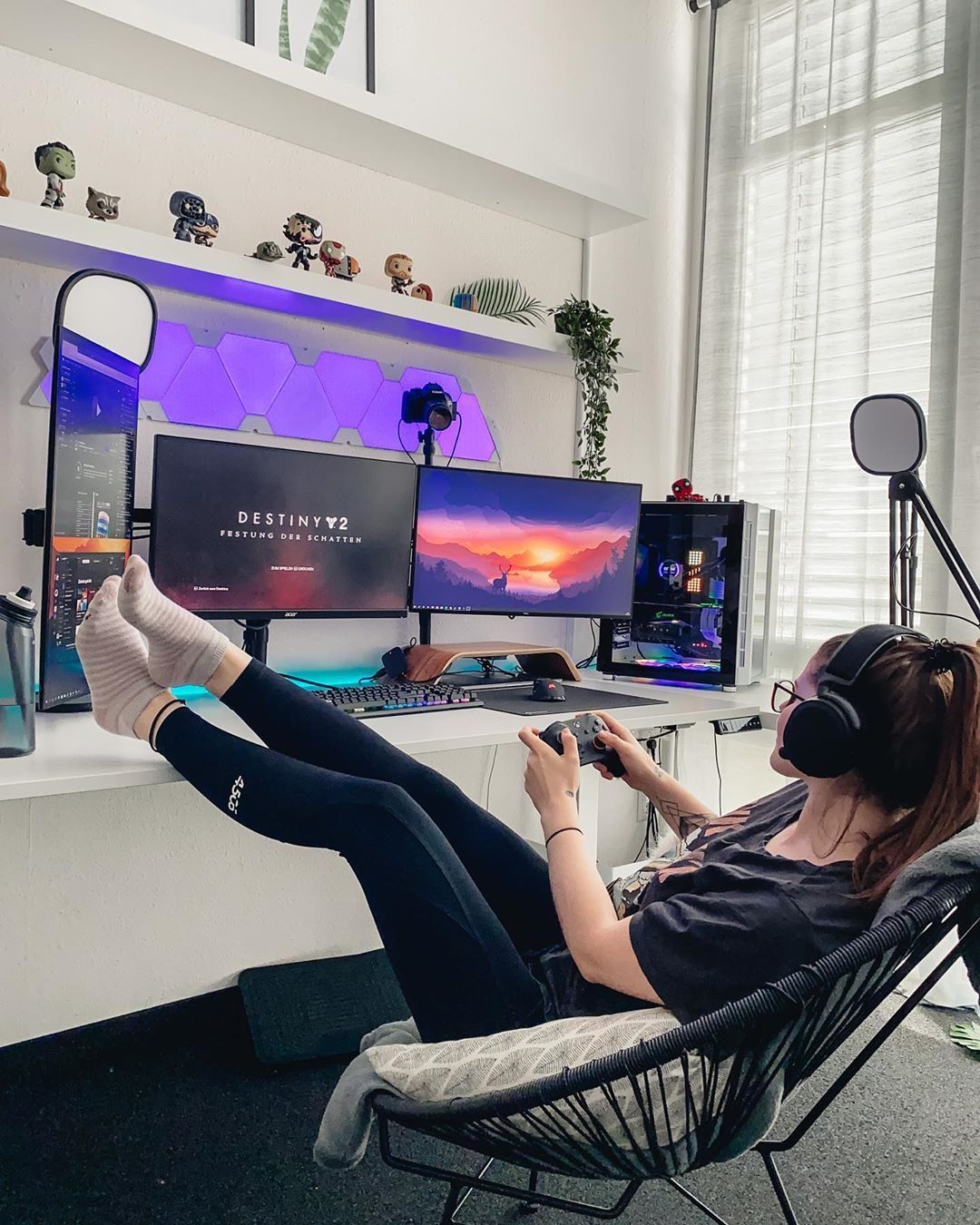 23 Minimalist Gaming Setup Ideas